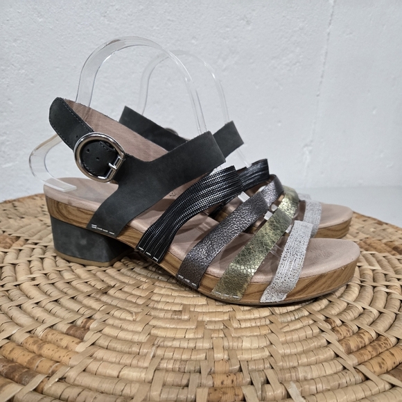 Dansko Metallic Black Silver Bronze Strappy Sandals 11-11.5 - Picture 8 of 8